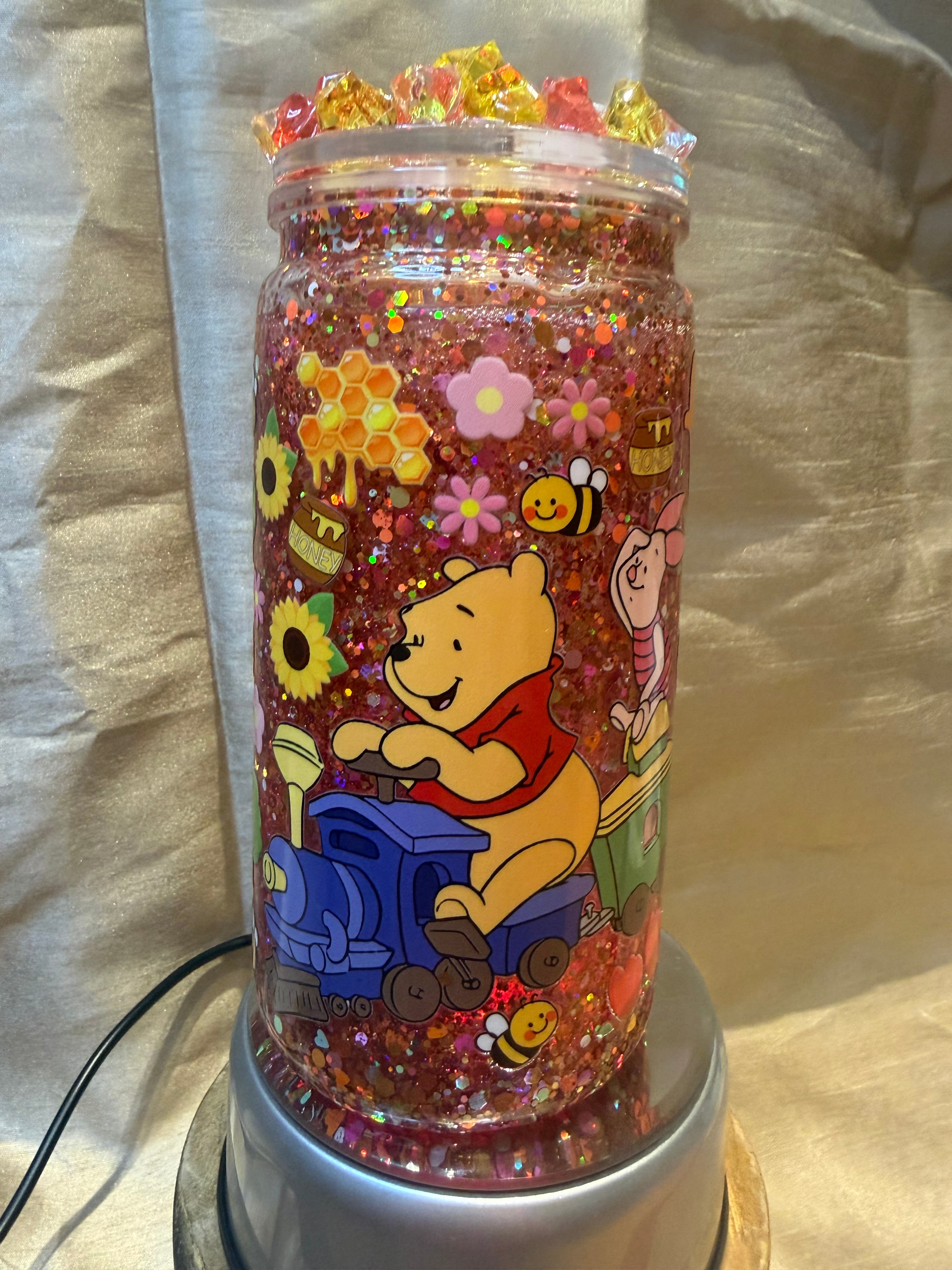Pooh bear & family snow globe tumbler