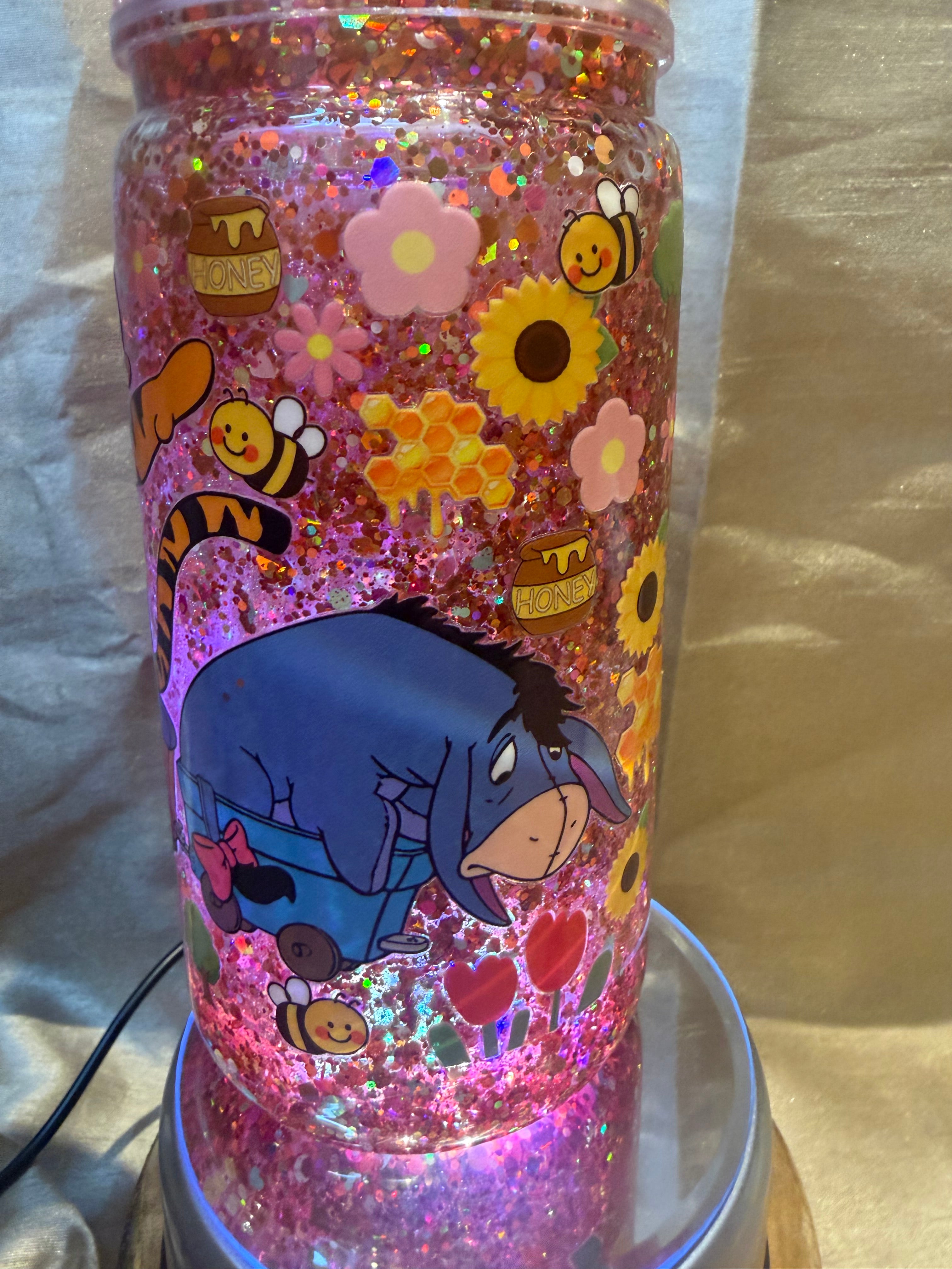 Pooh bear & family snow globe tumbler