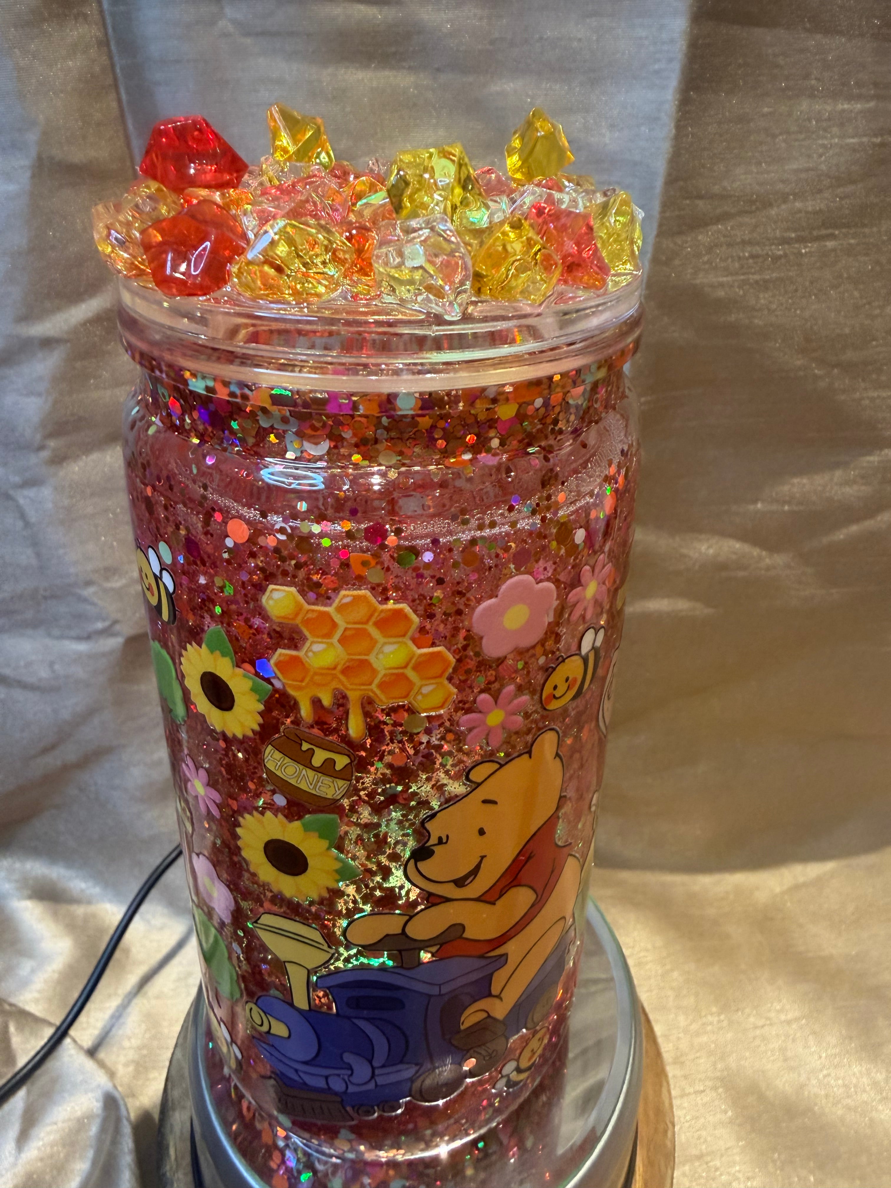 Pooh bear & family snow globe tumbler