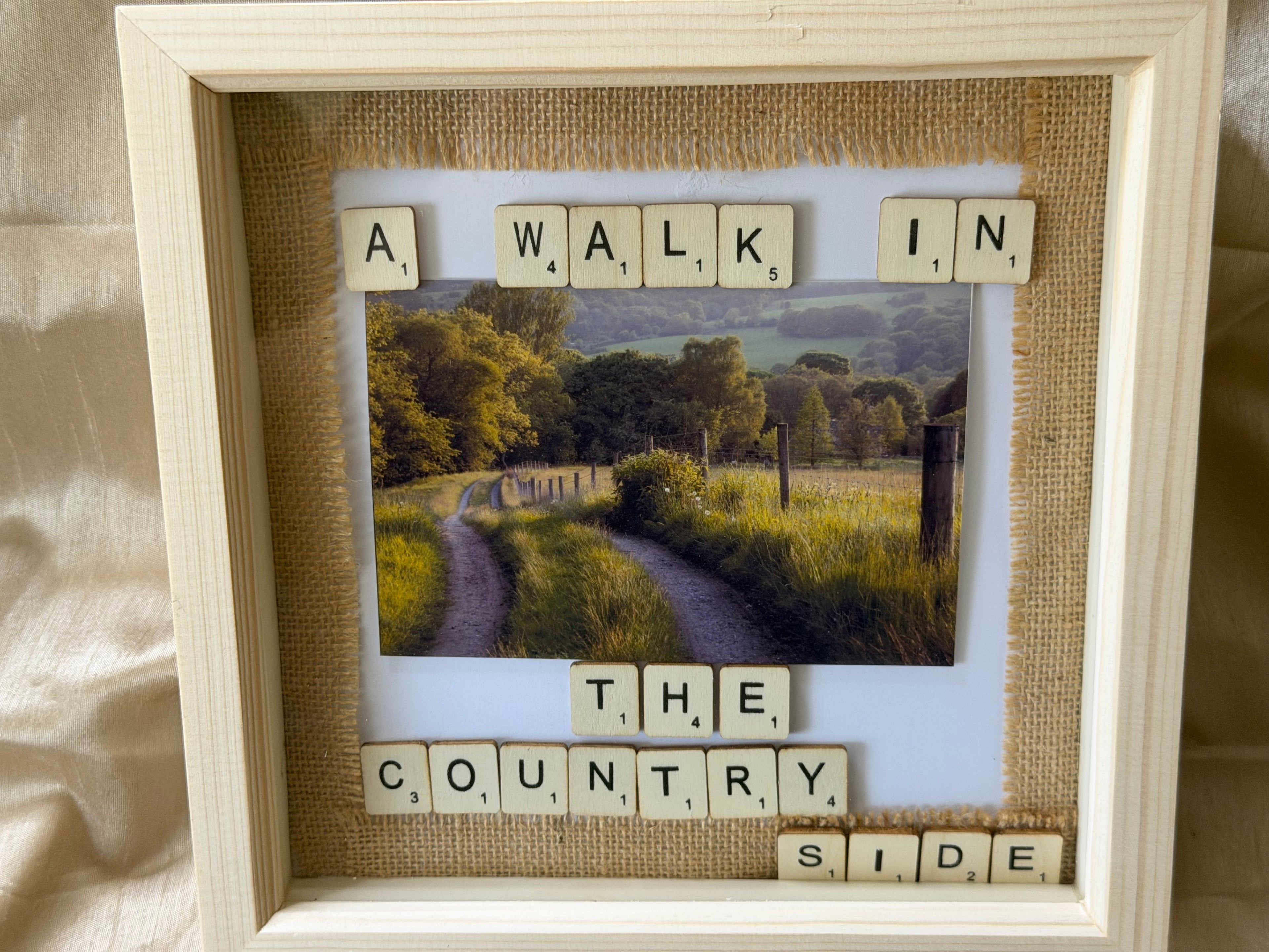 3d photo box a walk in the countryside